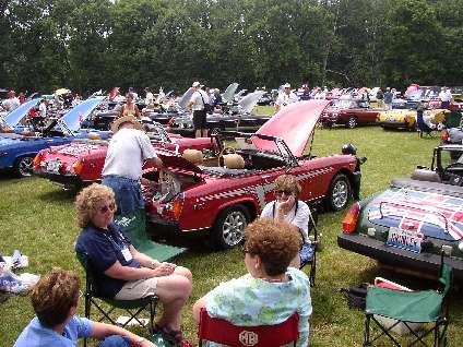 CMGC ladies with the Midgets at MG 2004