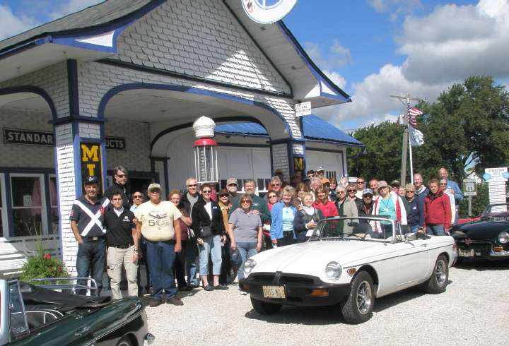 Group shot of Participants at the 2013 Wine, Cheese and Beer Tour