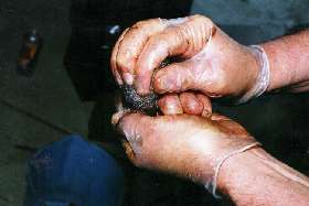 Polishing the collar for the oil seal